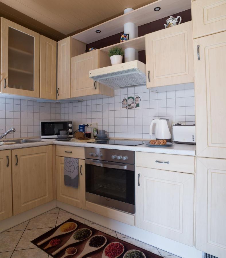 Ferienwohnung Am Gaesschen ロースハイム エクステリア 写真